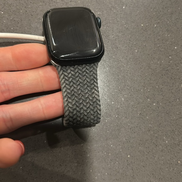 Apple Watch Series 8 - Picture 3 of 3